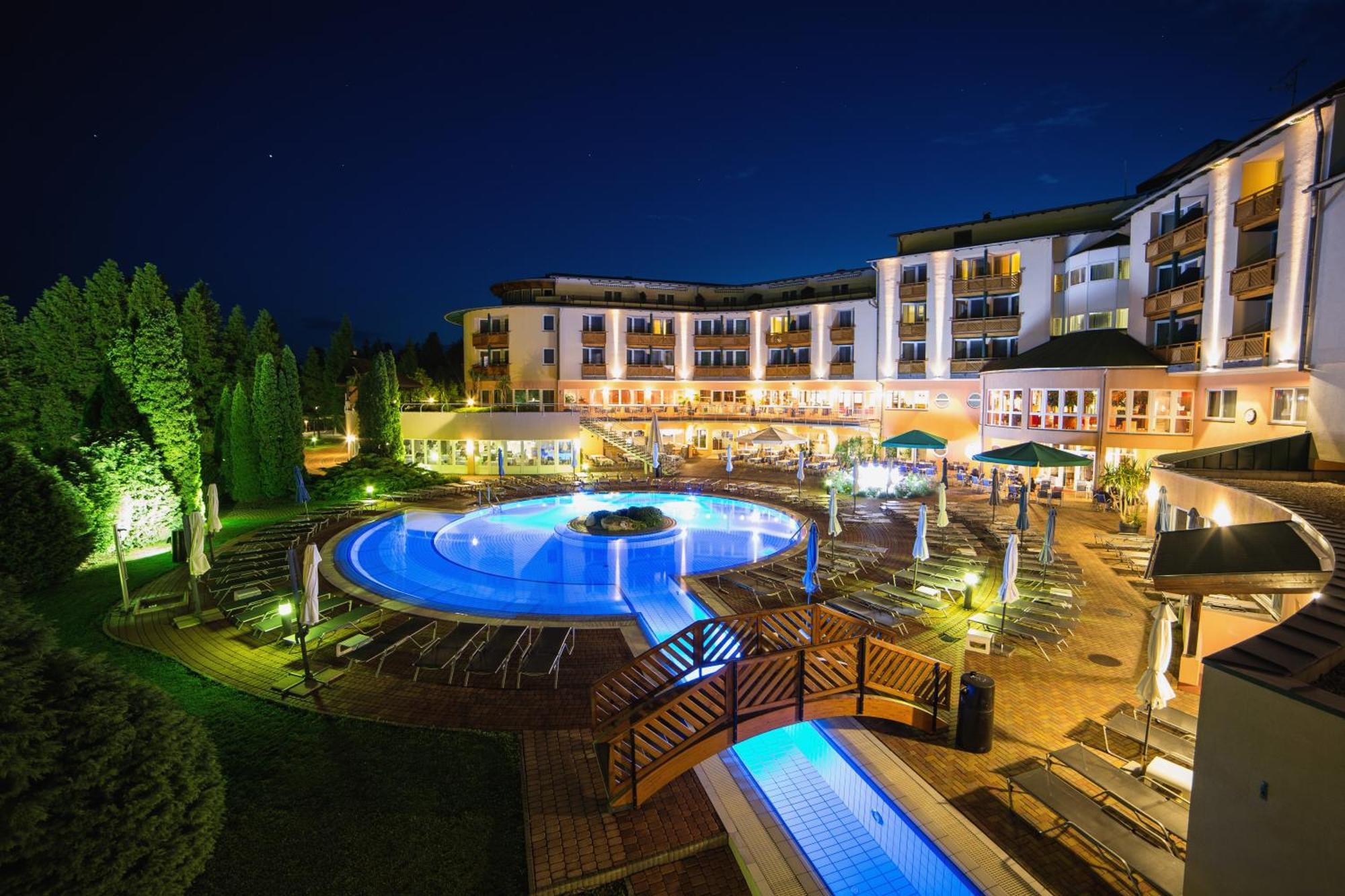 Lotus Therme Hotel&spa Hotel Hévíz